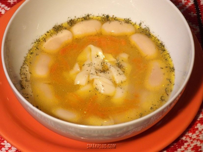 Пісний овочевий суп з квасолею і локшиною